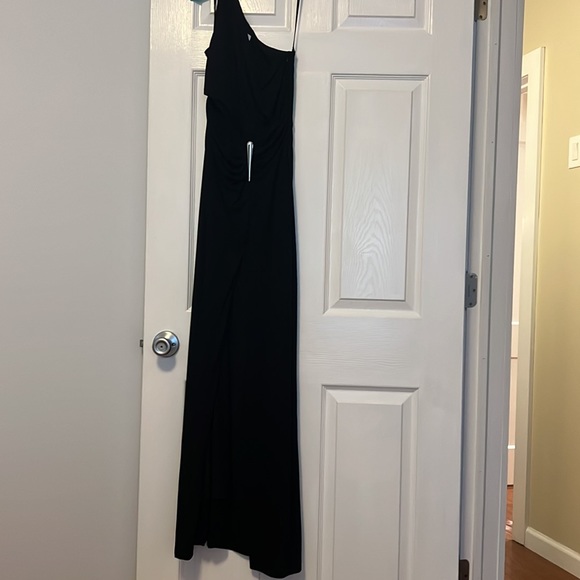 Halston evening gown - Picture 2 of 6